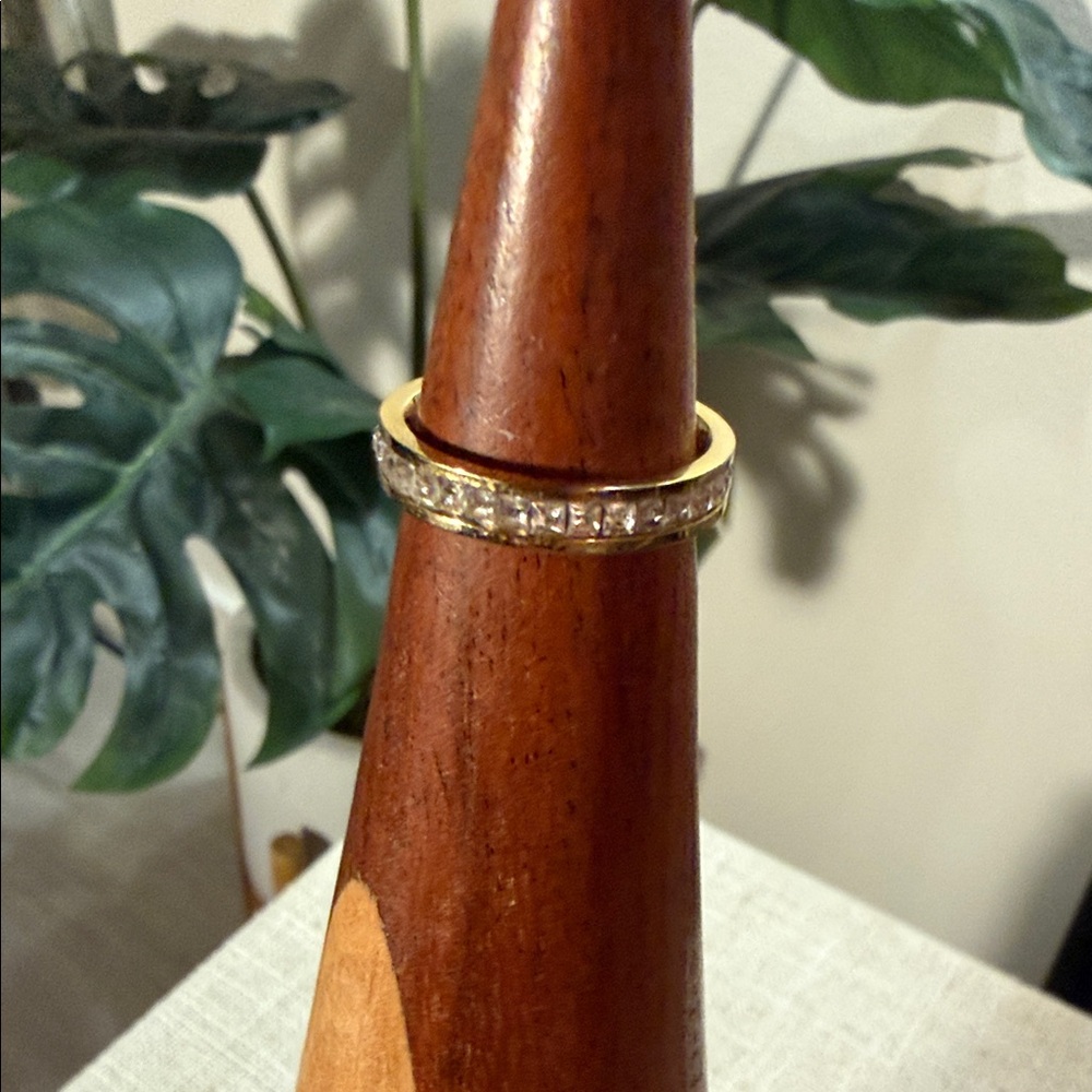 Elegant Gold metal Band with Clear glass Stones